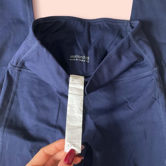 Trinity High-Waisted Pocket Leggings (motion365) - Picture 3 of 3